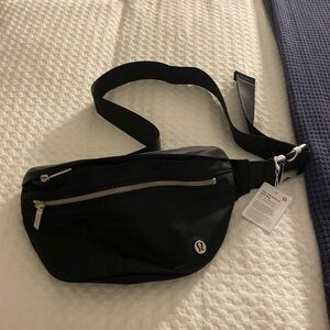 NWT lululemonn city adventurer belt bag